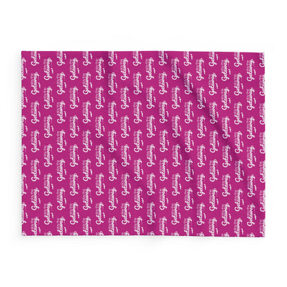 Cozy Getaway Arctic Fleece Blanket in Pink