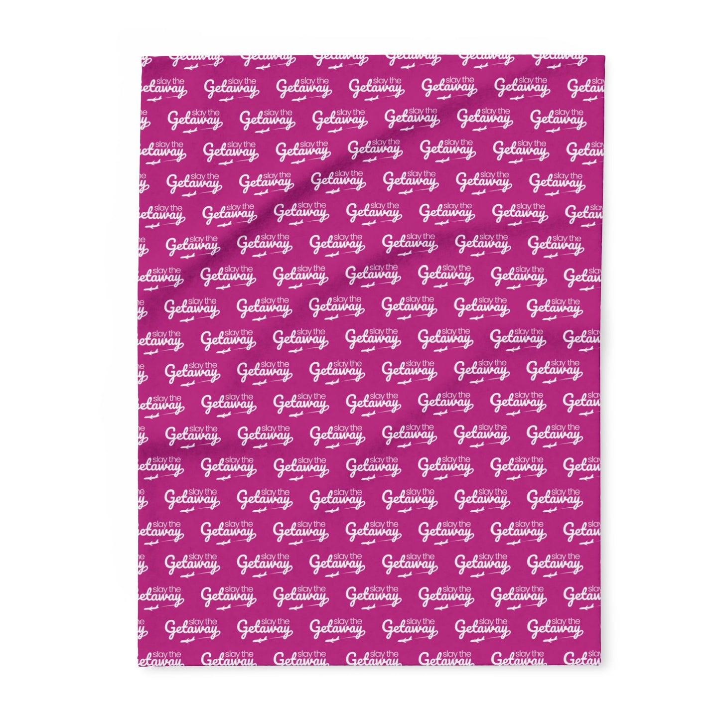 Cozy Getaway Arctic Fleece Blanket in Pink
